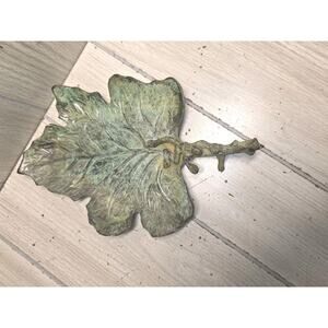 Vtg Solid Metal Leaf Plate W/ Tree Frog Trinket Dish Green Patina Jewelry Holder